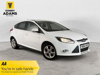 Ford Focus 1.6 Zetec Hatchback 5dr Petrol Powershift Euro 5 (125 ps)