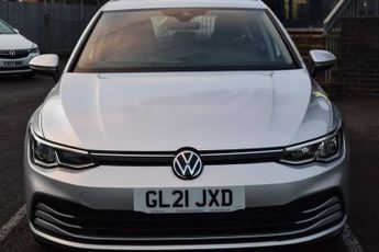VOLKSWAGEN GOLF 2.0 TDI Life Hatchback 5dr Diesel DSG Euro 6 (s/s) (115 ps)