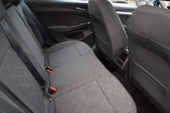 VOLKSWAGEN GOLF 2.0 TDI Life Hatchback 5dr Diesel DSG Euro 6 (s/s) (115 ps)