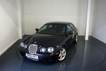 Jaguar S-Type 4.2 V8 R Saloon-Superb Example-18 Inch Alloy Wheels with Matchin