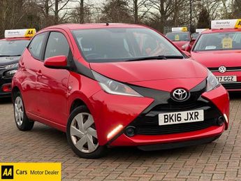 Toyota AYGO 1.0 VVT-i x-play Hatchback 5dr Petrol Manual Euro 6 (68 ps)