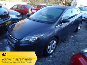 Ford Focus 1.6 TDCi Zetec Hatchback 5dr Diesel Manual Euro 5 (s/s) (115 ps)