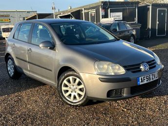 Volkswagen Golf TDi 1.9 TDI SE Hatchback 5dr Diesel Manual (143 g/km, 103 bhp)