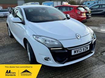 Renault Megane 1.5 dCi Dynamique TomTom Coupe 3dr Diesel Manual Euro 5 (110 ps)