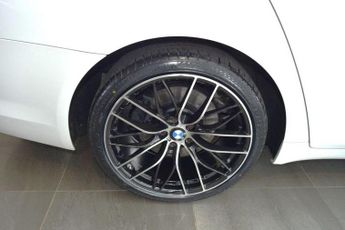 BMW 7 SERIES 3.0 740i SE Saloon 4dr Petrol Auto Euro 5 (s/s) (320 ps)