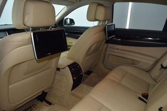 BMW 7 SERIES 3.0 740i SE Saloon 4dr Petrol Auto Euro 5 (s/s) (320 ps)