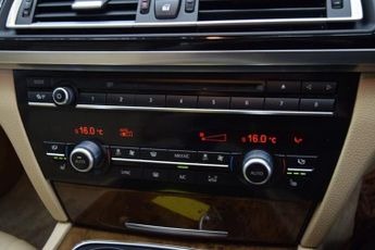 BMW 7 SERIES 3.0 740i SE Saloon 4dr Petrol Auto Euro 5 (s/s) (320 ps)
