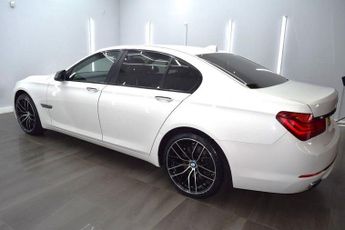 BMW 7 SERIES 3.0 740i SE Saloon 4dr Petrol Auto Euro 5 (s/s) (320 ps)