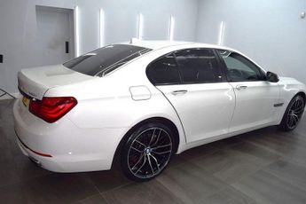 BMW 7 SERIES 3.0 740i SE Saloon 4dr Petrol Auto Euro 5 (s/s) (320 ps)