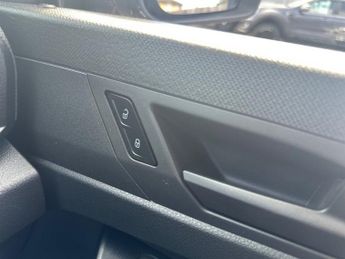 VOLKSWAGEN CADDY 2.0 TDI C20 Commerce Plus Panel Van 5dr Diesel DSG SWB Euro 6 (s