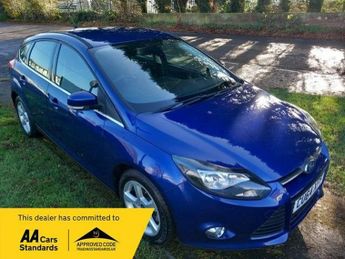 Ford Focus 1.6 TDCi ECOnetic Zetec Navigator Hatchback 5dr Diesel Manual Eu