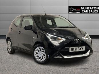 Toyota AYGO 1.0 VVT-i x-play Hatchback 5dr Petrol Manual Euro 6 (s/s) (71 ps