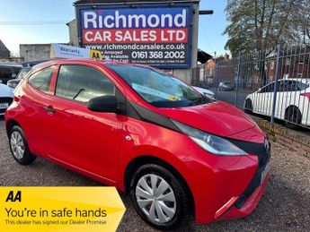 Toyota AYGO 1.0 VVT-i x Hatchback 3dr Petrol Manual Euro 5 Euro 5 (68 ps)