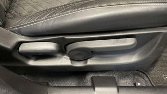 SUZUKI VITARA 1.5 SZ5 SUV 5dr Petrol Hybrid AGS Auto ALLGRIP Euro 6 (s/s) (115