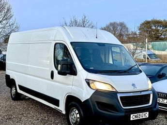 Peugeot Boxer 2.2 BlueHDi 335 Professional Panel Van 5dr Diesel Manual L3 H2 E