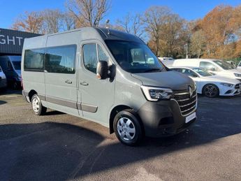 Renault Master 2.3 dCi 33 Business+ Panel Van 4dr Diesel Manual FWD MWB Medium 