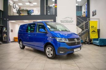 Volkswagen Transporter 2.0 TDI T32 Highline Kombi 5dr Diesel DSG FWD LWB Euro 6 (s/s) (