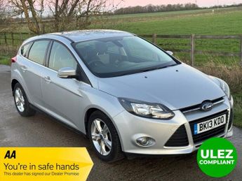 Ford Focus 1.6 Zetec Hatchback 5dr Petrol Powershift Euro 5 (125 ps)