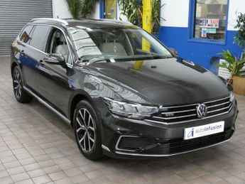 VOLKSWAGEN PASSAT 1.4 TSI 13kWh GTE Estate 5dr Petrol Plug-in Hybrid DSG Euro 6 (s