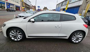 VOLKSWAGEN SCIROCCO AUTOMATIC 2.0 TSI GT Hatchback 3dr Petrol DSG Euro 5 (210 ps)