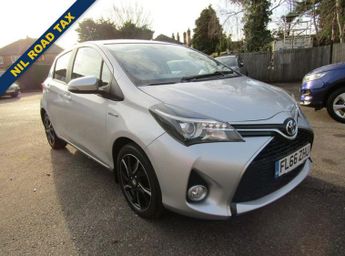 Toyota Yaris 1.5 VVT-h Design Hatchback 5dr Petrol Hybrid E-CVT Euro 6 (101 p