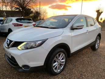 Nissan Qashqai 1.6 dCi Acenta Premium SUV 5dr Diesel Manual 2WD Euro 5 (s/s) (1