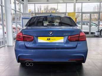 BMW 3 SERIES 2.0 320i M Sport Saloon 4dr Petrol Auto Euro 6 (s/s) (184 ps) FU