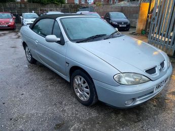 Renault Megane 1.6 Fidji Convertible 2dr Petrol Manual (165 g/km, 110 bhp)