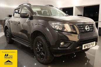 Nissan Navara 2.3 dCi N-Guard Pickup Double Cab 4dr Diesel Auto 4WD Euro 6 (19