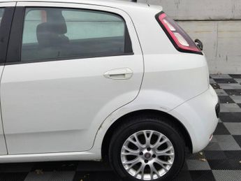 FIAT PUNTO EVO 1.2 My Life Hatchback 5dr Petrol Euro 5 (s/s) (69 bhp)