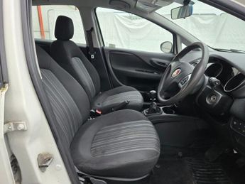 FIAT PUNTO EVO 1.2 My Life Hatchback 5dr Petrol Euro 5 (s/s) (69 bhp)