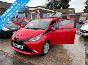 Toyota AYGO 1.0 VVT-i x-play Hatchback 5dr Petrol Manual Euro 5 Euro 5 (68 p