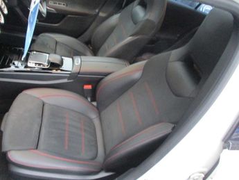 MERCEDES-BENZ A-CLASS 2.0 A250 AMG Line (Premium Plus) Hatchback 5dr Petrol 7G-DCT Eur