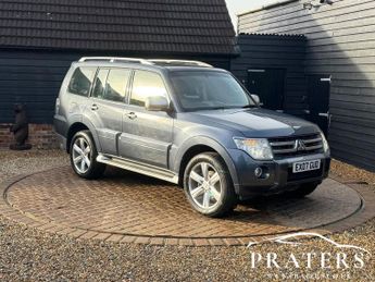 Mitsubishi Shogun 3.2 DI-DC Diamond SUV 5dr Diesel Auto 4WD Euro 4 LWB (168 ps)