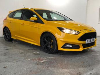 Ford Focus 2.0T EcoBoost ST-2 Hatchback 5dr Petrol Manual Euro 6 (s/s) (250