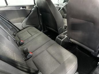 VOLKSWAGEN TIGUAN 2.0 TDI BlueMotion Tech S SUV 5dr Diesel Manual 4WD Euro 6 (s/s)