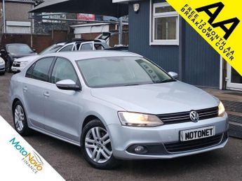 Volkswagen Jetta 1.6 TDI BlueMotion Tech Sport Saloon 4dr Diesel Manual Euro 5 (s