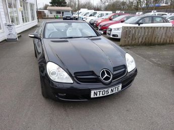 Mercedes SLK 1.8 SLK200 Kompressor Convertible 2dr Petrol Automatic (211 g/km