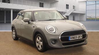 MINI Hatch 1.5 Cooper Classic Hatchback 5dr Petrol Manual Euro 6 (s/s) (136