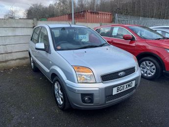 Ford Fusion 1.4 Zetec Hatchback 5dr Petrol Manual (154 g/km, 79 bhp)