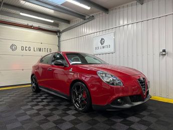 Alfa Romeo Giulietta 1750 TBi Quadrifoglio Verde Launch Ed Hatchback 5dr Petrol TCT E