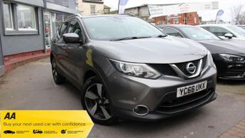 Nissan Qashqai 1.6 dCi N-Connecta SUV 5dr Diesel XTRON 2WD Euro 6 (s/s) (130 ps