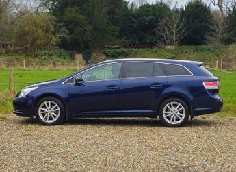 TOYOTA AVENSIS 1.8 V-Matic TR Tourer 5dr Petrol Multidrive Euro 5 (146 ps)