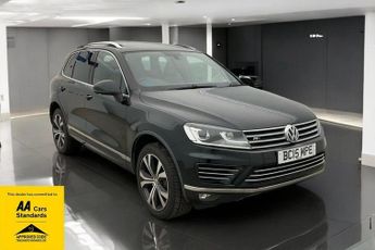 Volkswagen Touareg 3.0 TDI V6 BlueMotion Tech R-Line SUV 5dr Diesel Tiptronic 4WD E