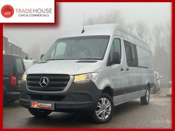 Mercedes Sprinter 2.0 317 CDI Premium Panel Van 5dr Diesel G-Tronic RWD L3 H2 Euro