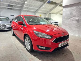 Ford Focus 1.6 TDCi Zetec Hatchback 5dr Diesel Manual Euro 5 (s/s) (115 ps)