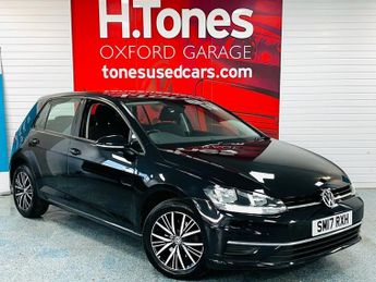 Volkswagen Golf TDi 1.6 TDI BlueMotion Tech SE Nav Hatchback 5dr Diesel Manual Euro 