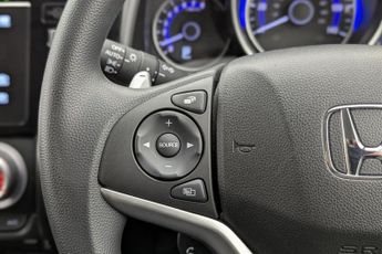 HONDA JAZZ 1.3 i-VTEC SE Hatchback 5dr Petrol CVT Euro 6 (s/s) (102 ps)