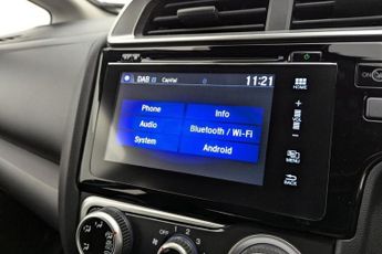 HONDA JAZZ 1.3 i-VTEC SE Hatchback 5dr Petrol CVT Euro 6 (s/s) (102 ps)