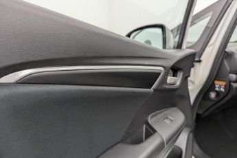 HONDA JAZZ 1.3 i-VTEC SE Hatchback 5dr Petrol CVT Euro 6 (s/s) (102 ps)